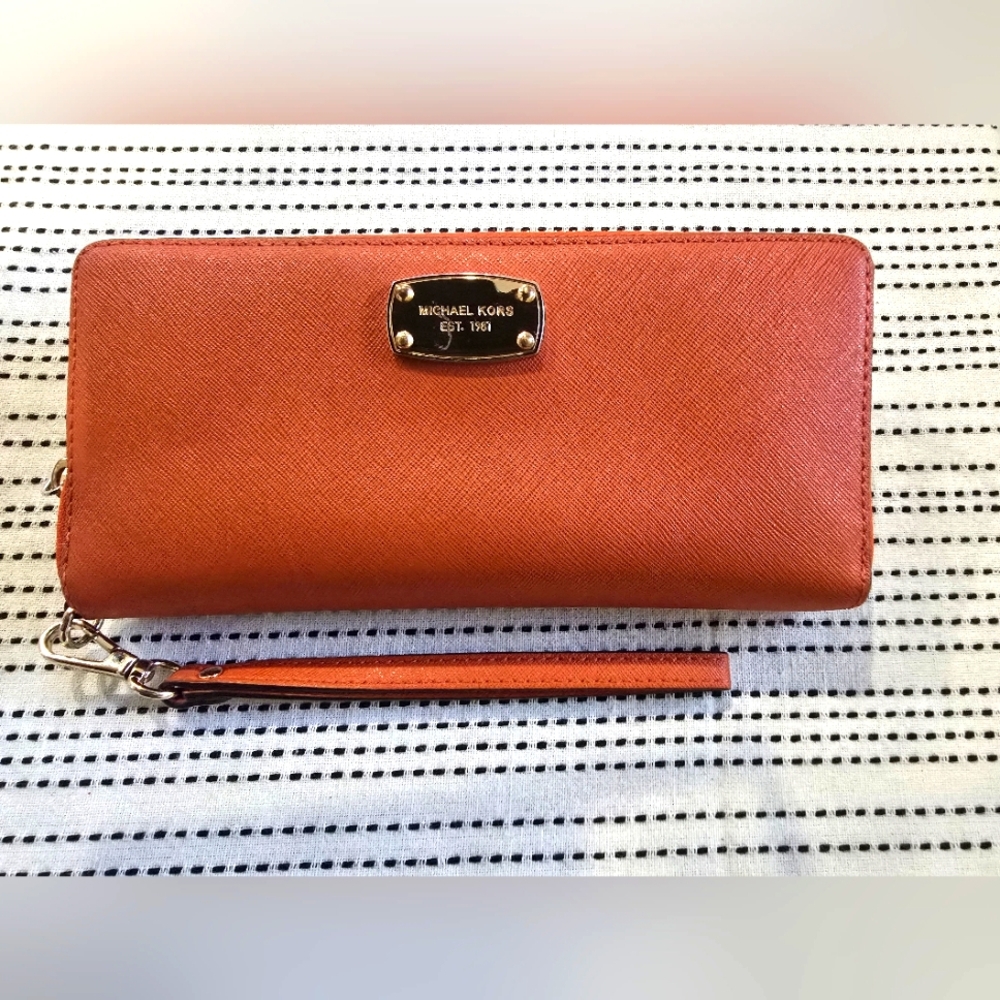 Michael Michael Kors Jet Set Travel Continental Leather Wallet/Wristlet